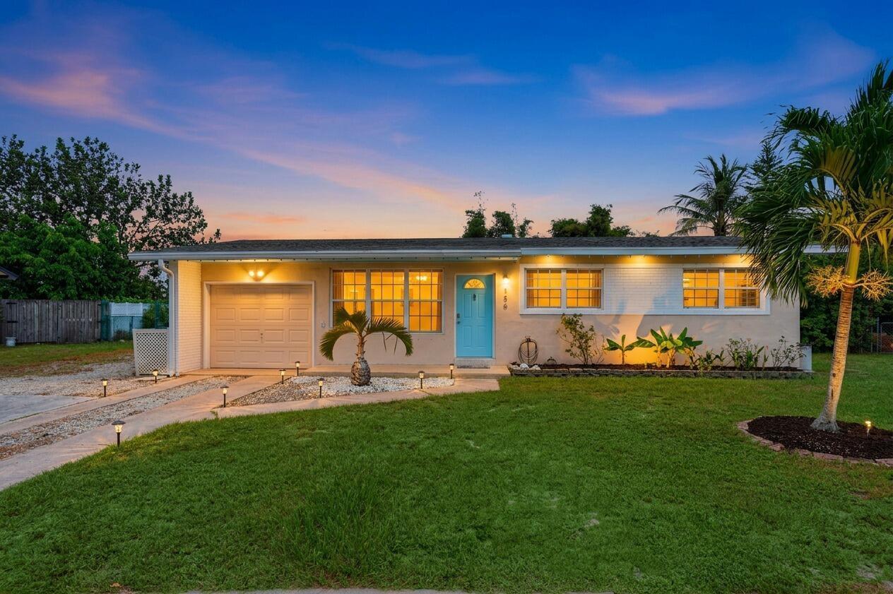 156 Granada Drive, Palm Springs FL 33461 photo 2