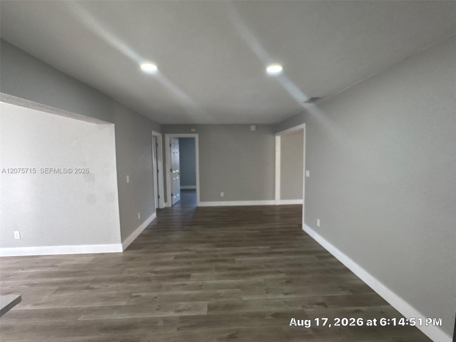 9401 NW 20th St, Pembroke Pines FL 33024 photo 4