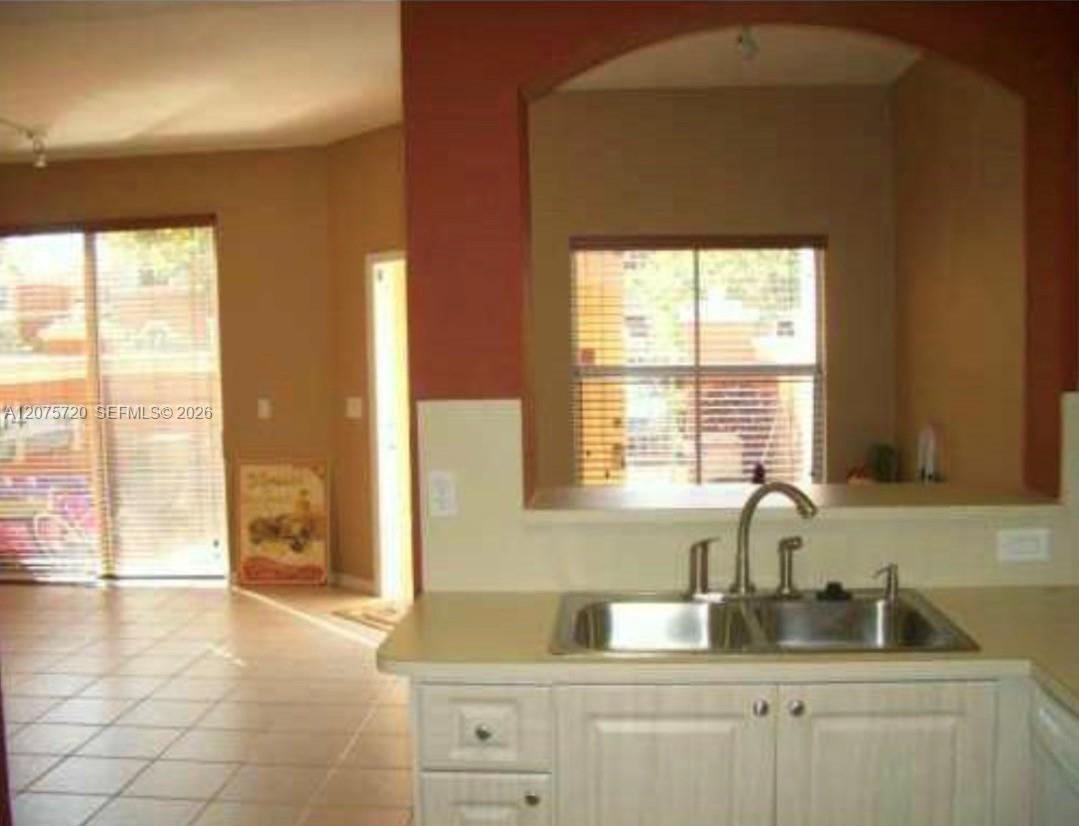 6202 NW 115th Pl # 334, Doral FL 33178 photo 2