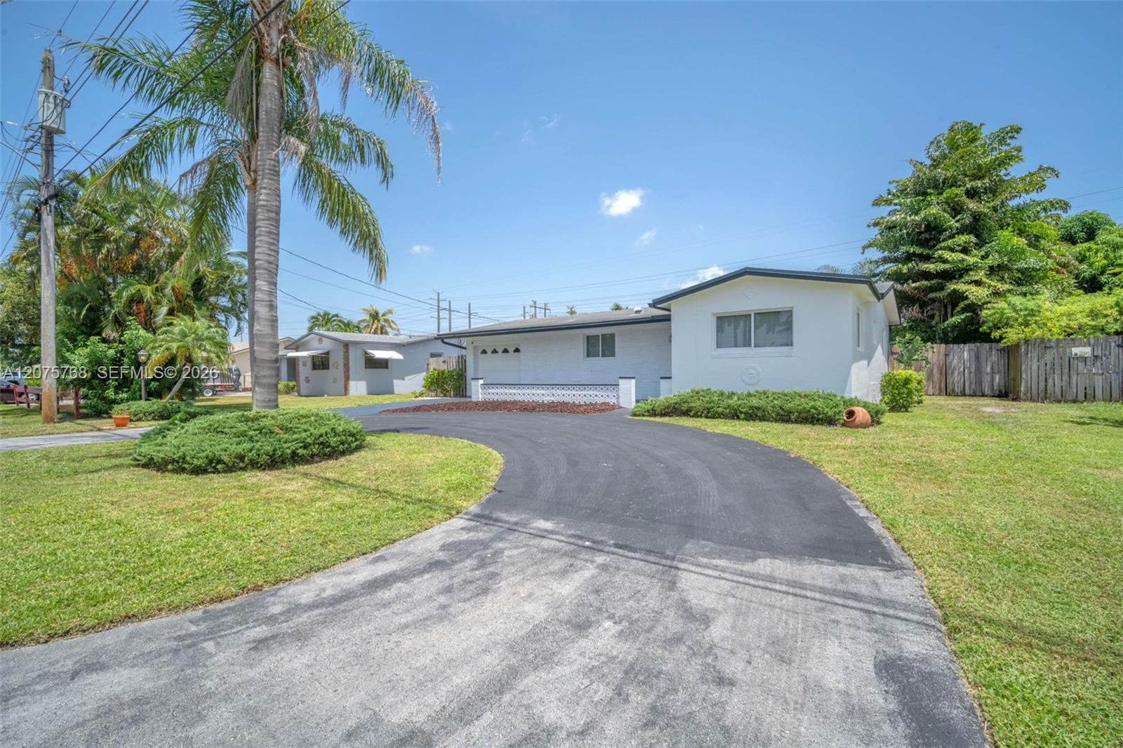 4448 SW 37th Ave, Dania Beach FL 33312 photo 4