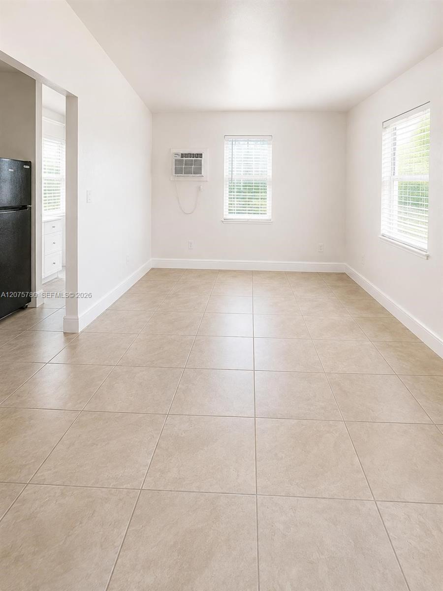 633 Mokena Dr # 1, Miami Springs FL 33166 photo 2