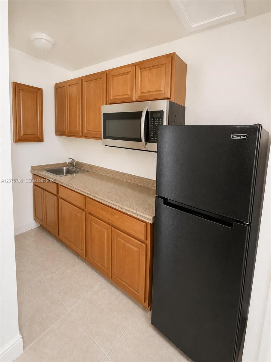 633 Mokena Dr # 1, Miami Springs FL 33166 photo 3