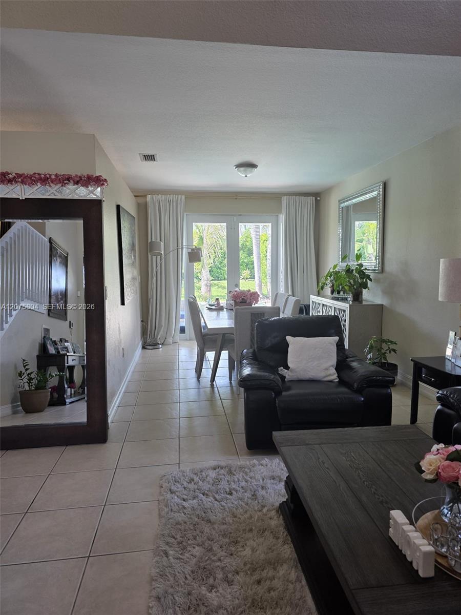 Homestead, FL 33035 photo 4