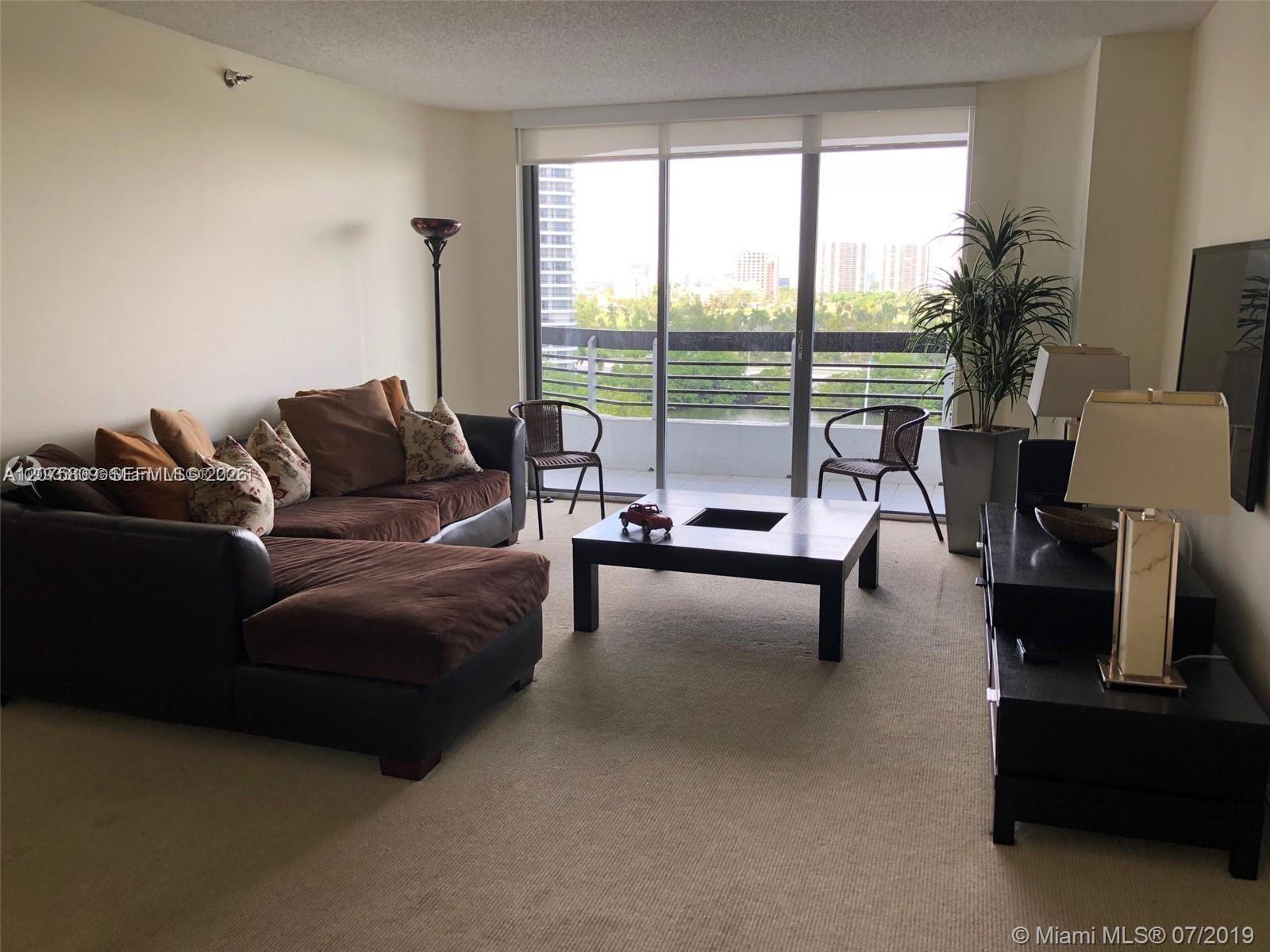 3530 Mystic Pointe Dr # 1008, Aventura FL 33180 photo 4
