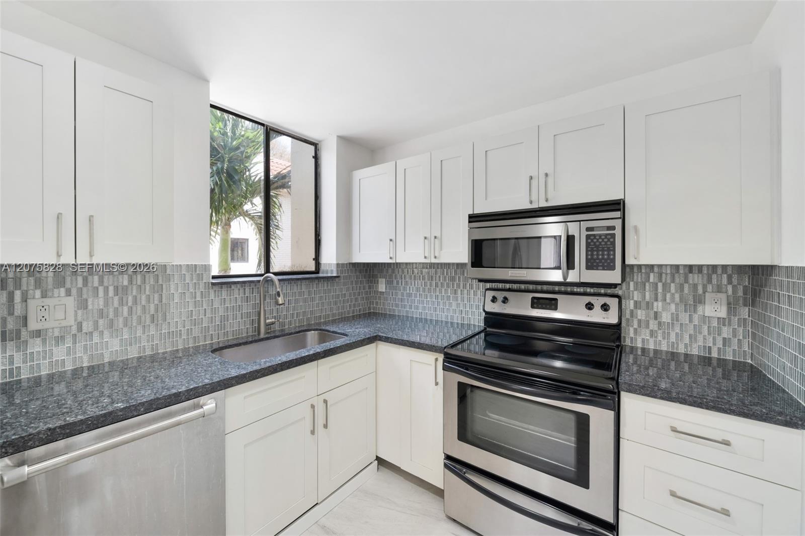 1401 NE 9th St # 26, Fort Lauderdale FL 33304