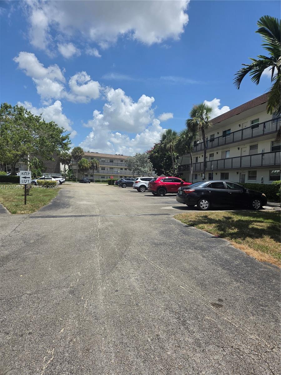 Plantation, FL 33313 photo 3