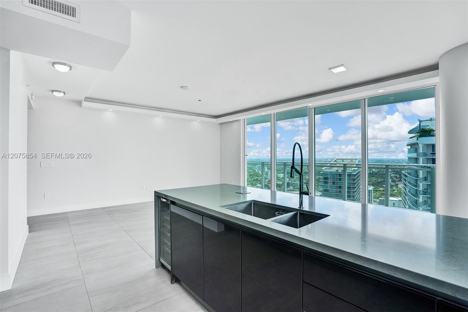 1080 Brickell Ave # 4109, Miami FL 33131 photo 2