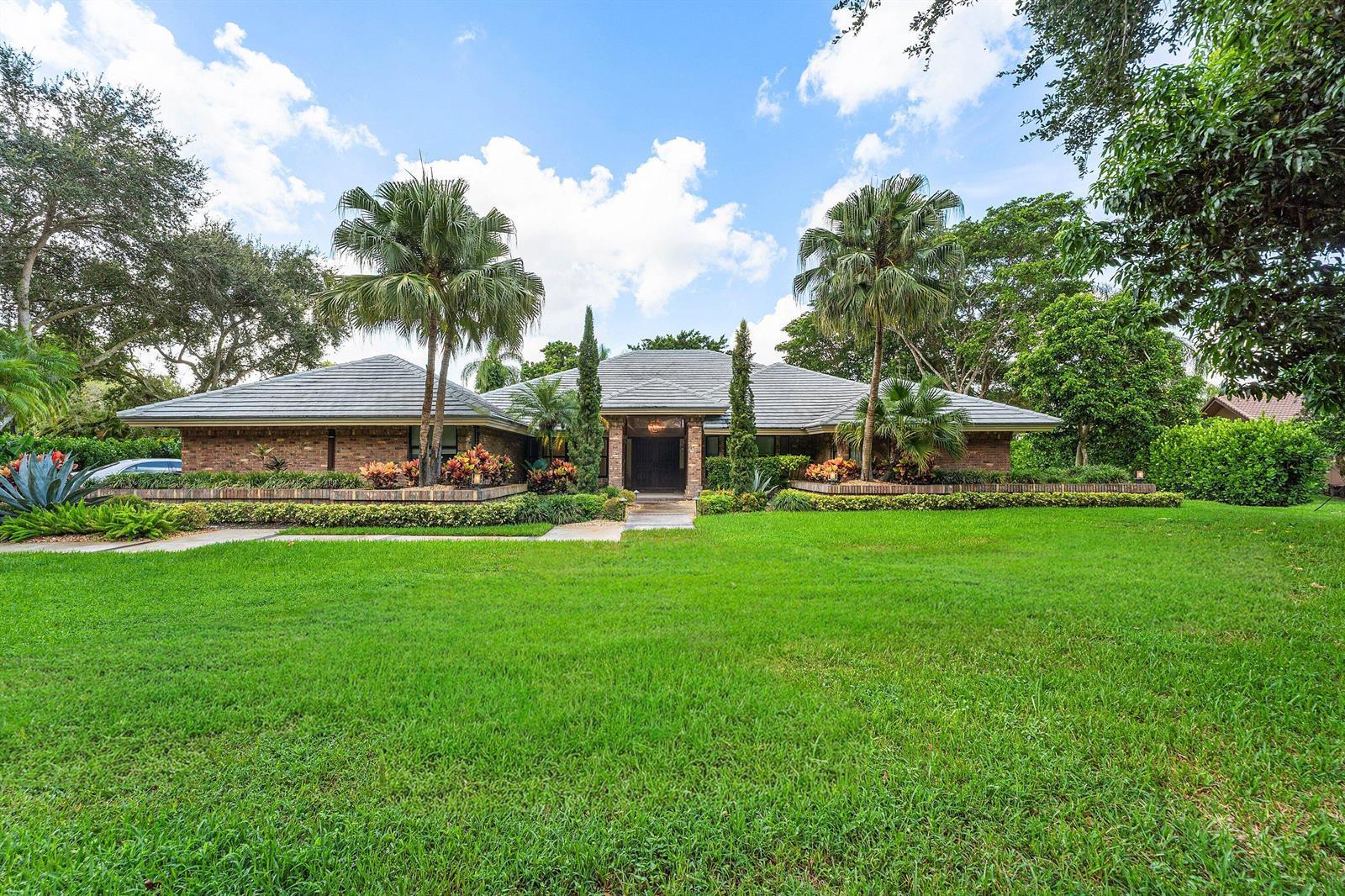 6911 ANNAPOLIS Court, Parkland FL 33067