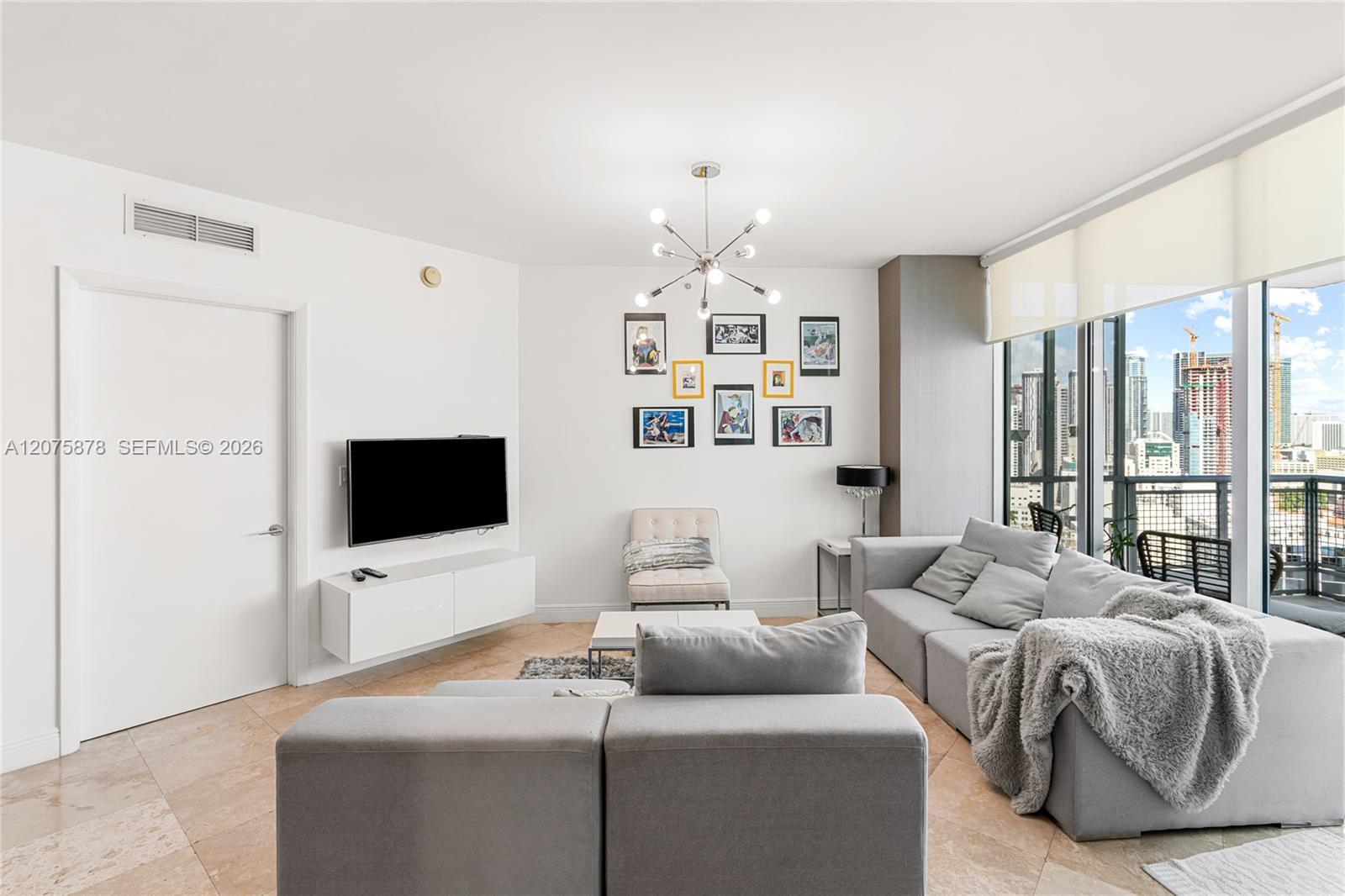 350 S Miami Ave # 2605, Miami FL 33130 photo 3