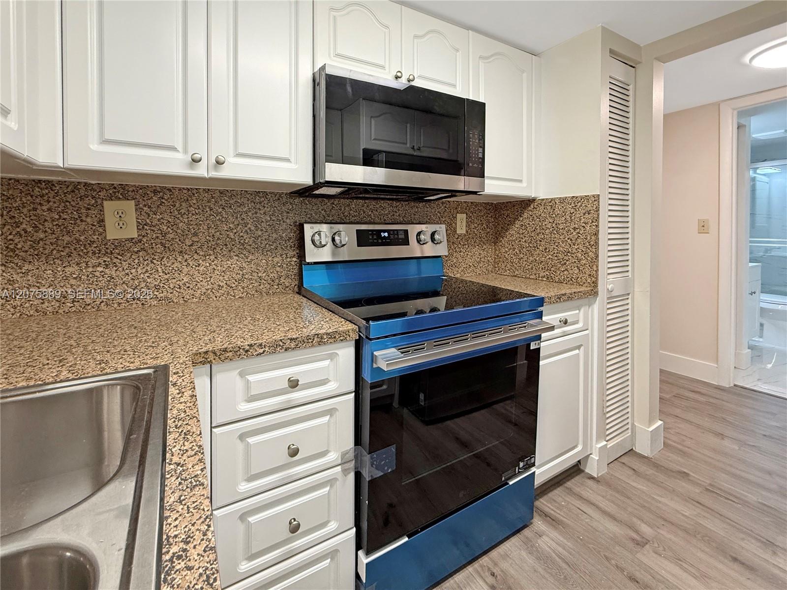 995 SW 84th Ave # 309, Miami FL 33144 photo 5