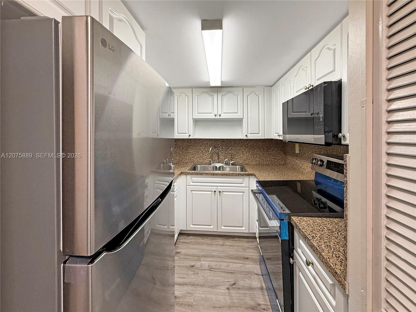 995 SW 84th Ave # 309, Miami FL 33144 photo 4