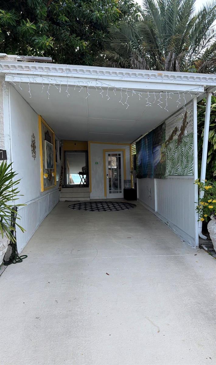 107 Havenwood Drive, Pompano Beach FL 33064 photo 2