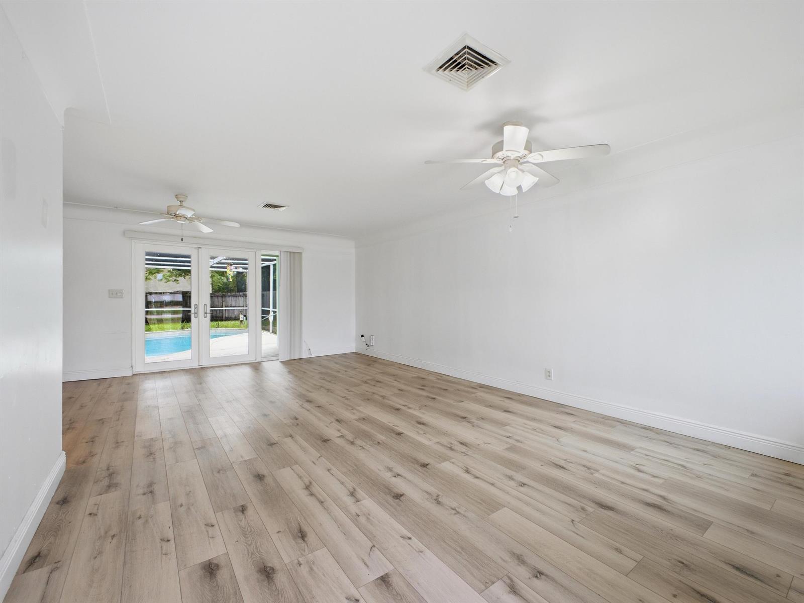 1680 NE 34TH Lane # b, Oakland Park FL 33334 photo 4