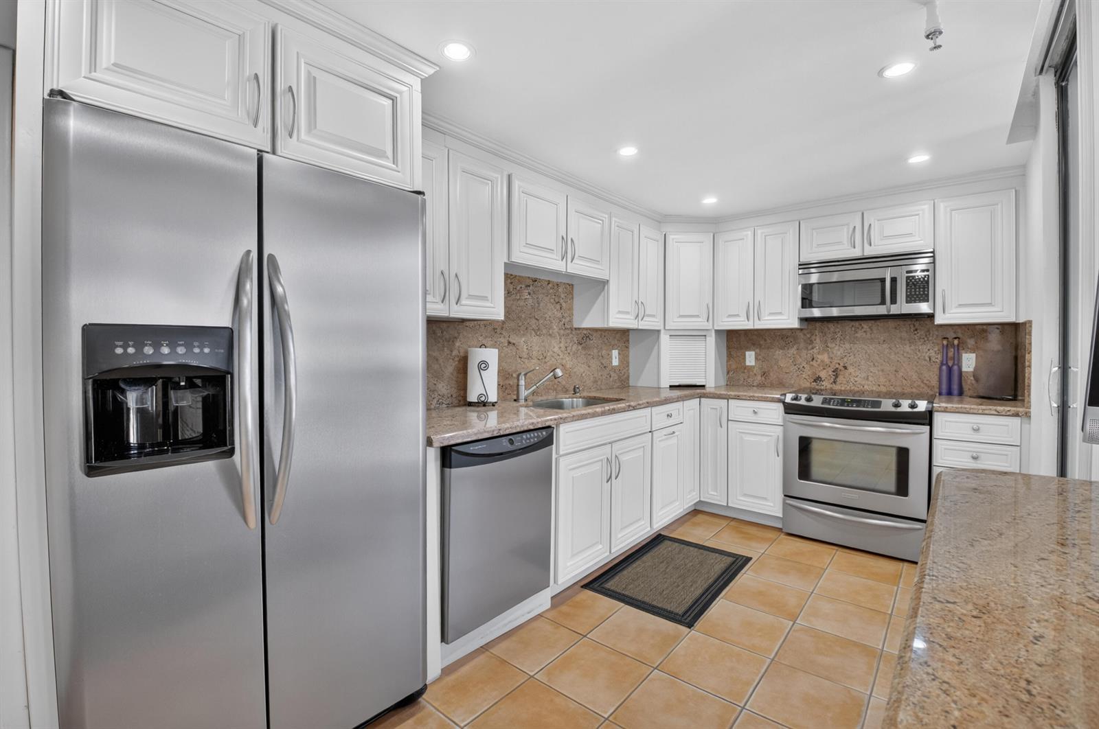 1721 Bridgewood Drive, Boca Raton FL 33434 photo 3