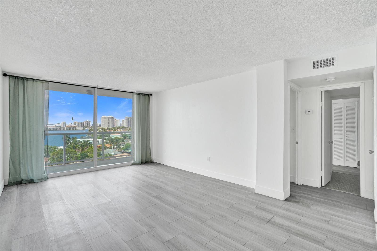 2841 NE 163rd Street # 1111, North Miami Beach FL 33160 photo 5