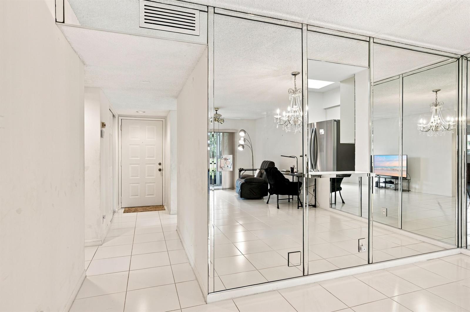 7321 Amberly Lane # 110, Delray Beach FL 33446 photo 4