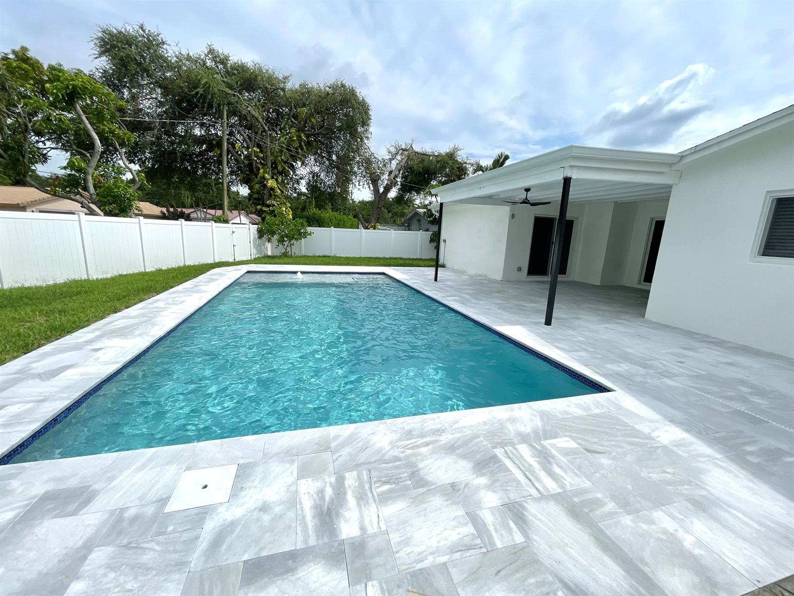 1101 NW 5TH Avenue, Boca Raton FL 33432 photo 3
