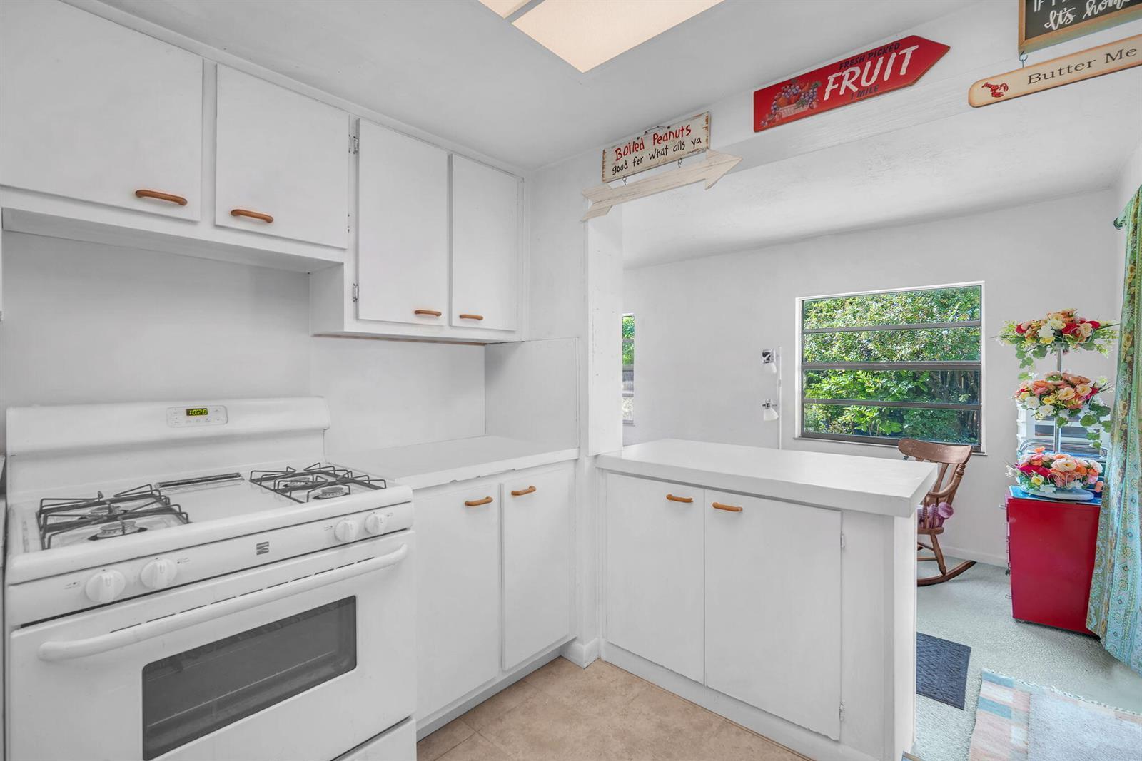 8380 NW 28TH Street, Sunrise FL 33322 photo 4