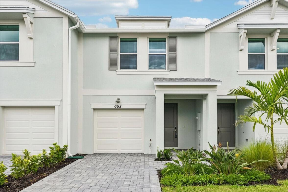 658 Salisbury Circle, Fort Pierce FL 34982