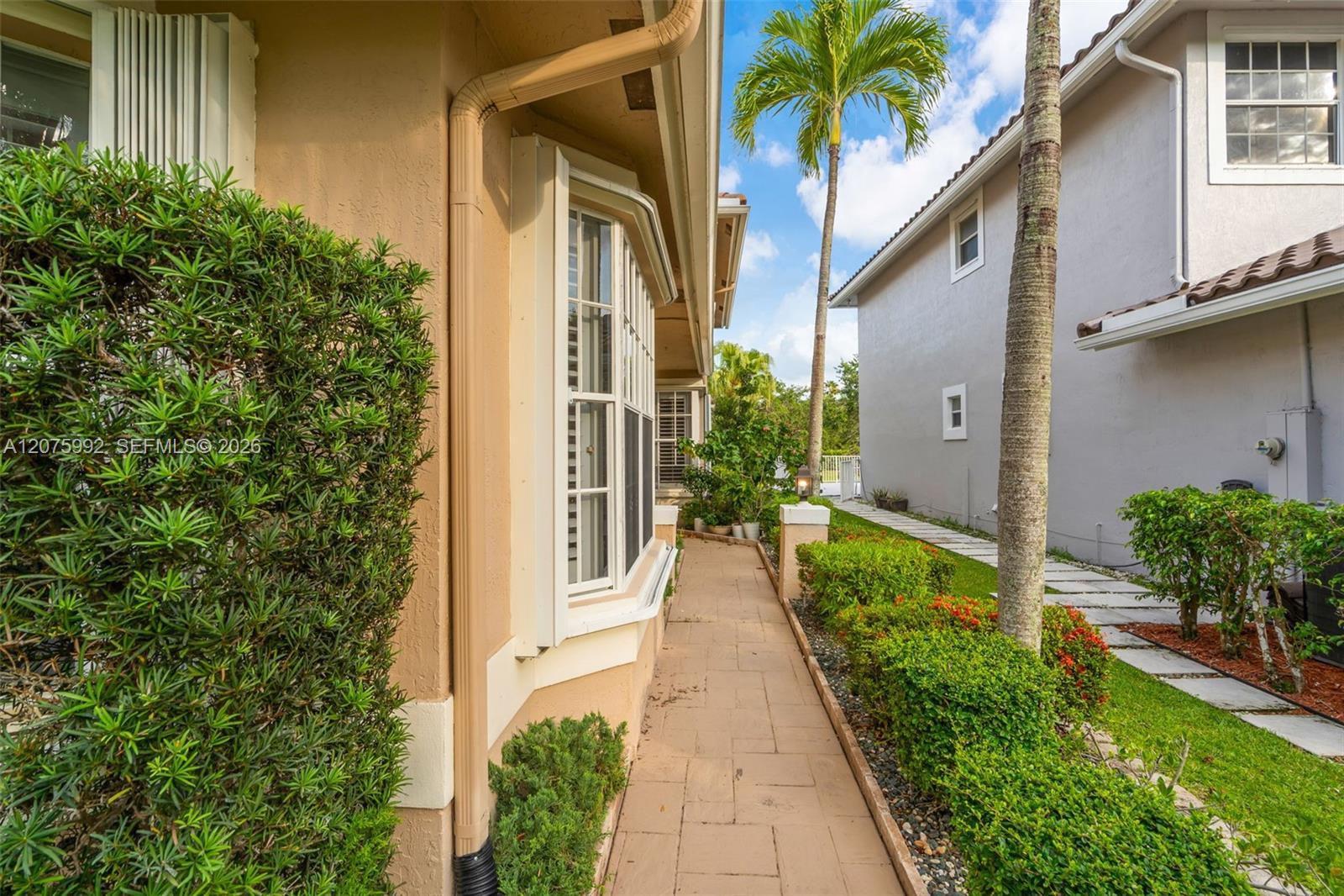 11834 Highland Pl, Coral Springs FL 33071 photo 5