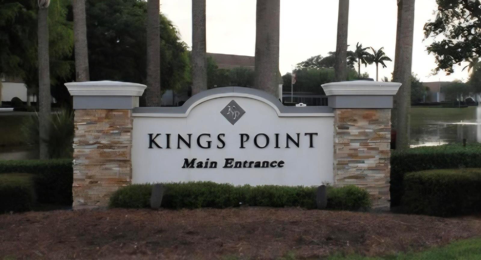 667 Saxony N, Delray Beach FL 33446