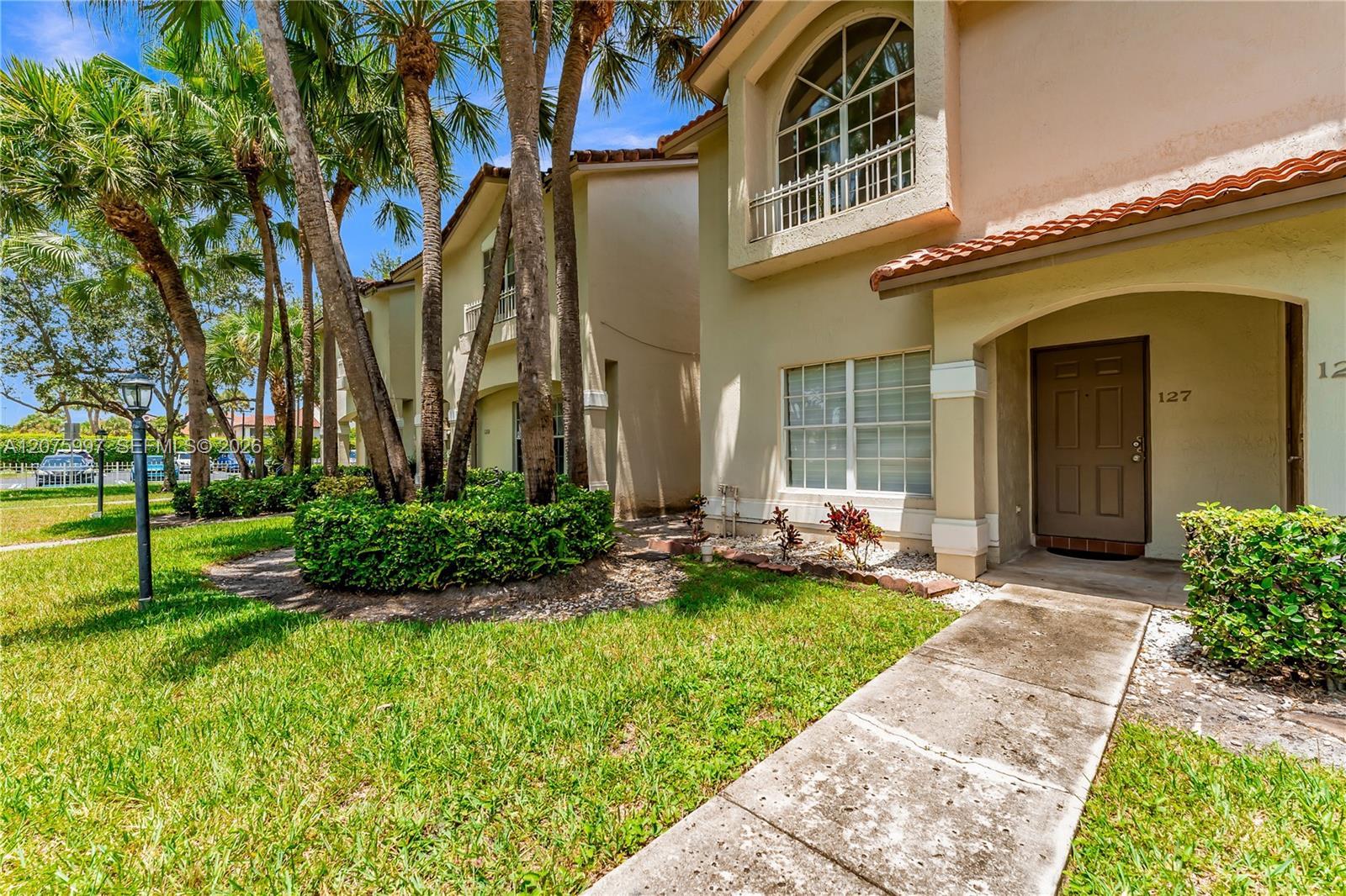 127 NW 108th Ave # 643L, Pembroke Pines FL 33026 photo 2