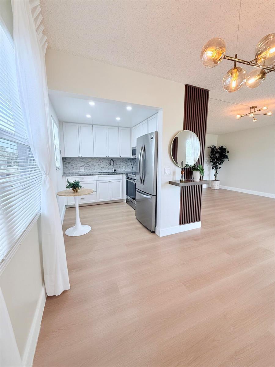 402 Brighton J # J, Boca Raton FL 33434