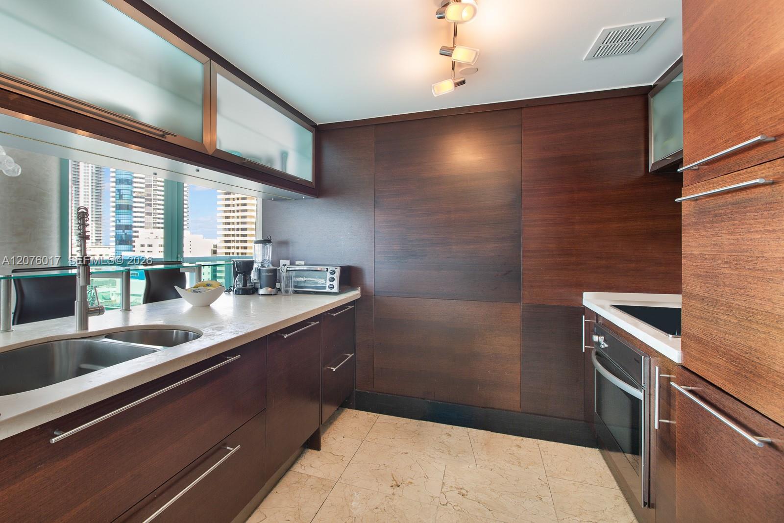 6000 Indian Creek Dr # 12B, Miami Beach FL 33140 photo 3