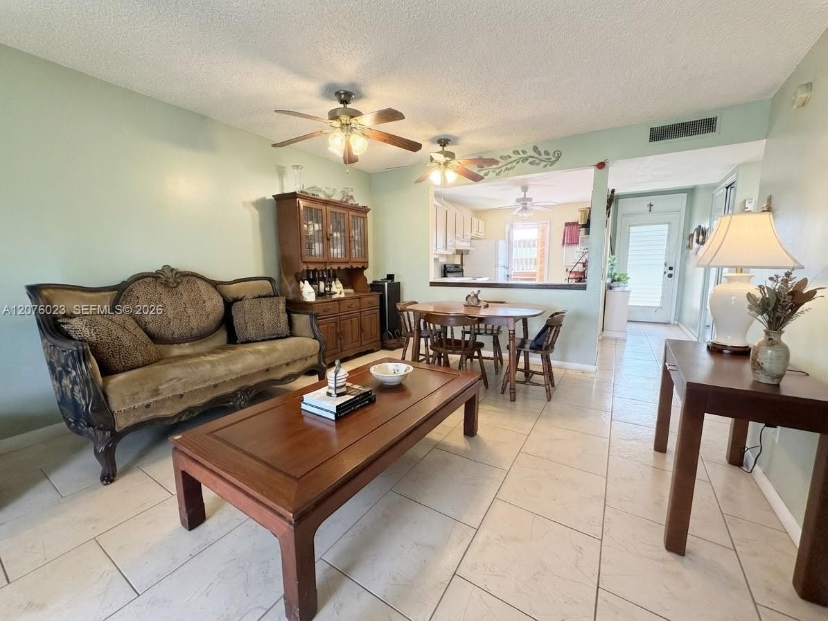 2951 NW 46th Ave # 109, Lauderdale Lakes FL 33313 photo 4