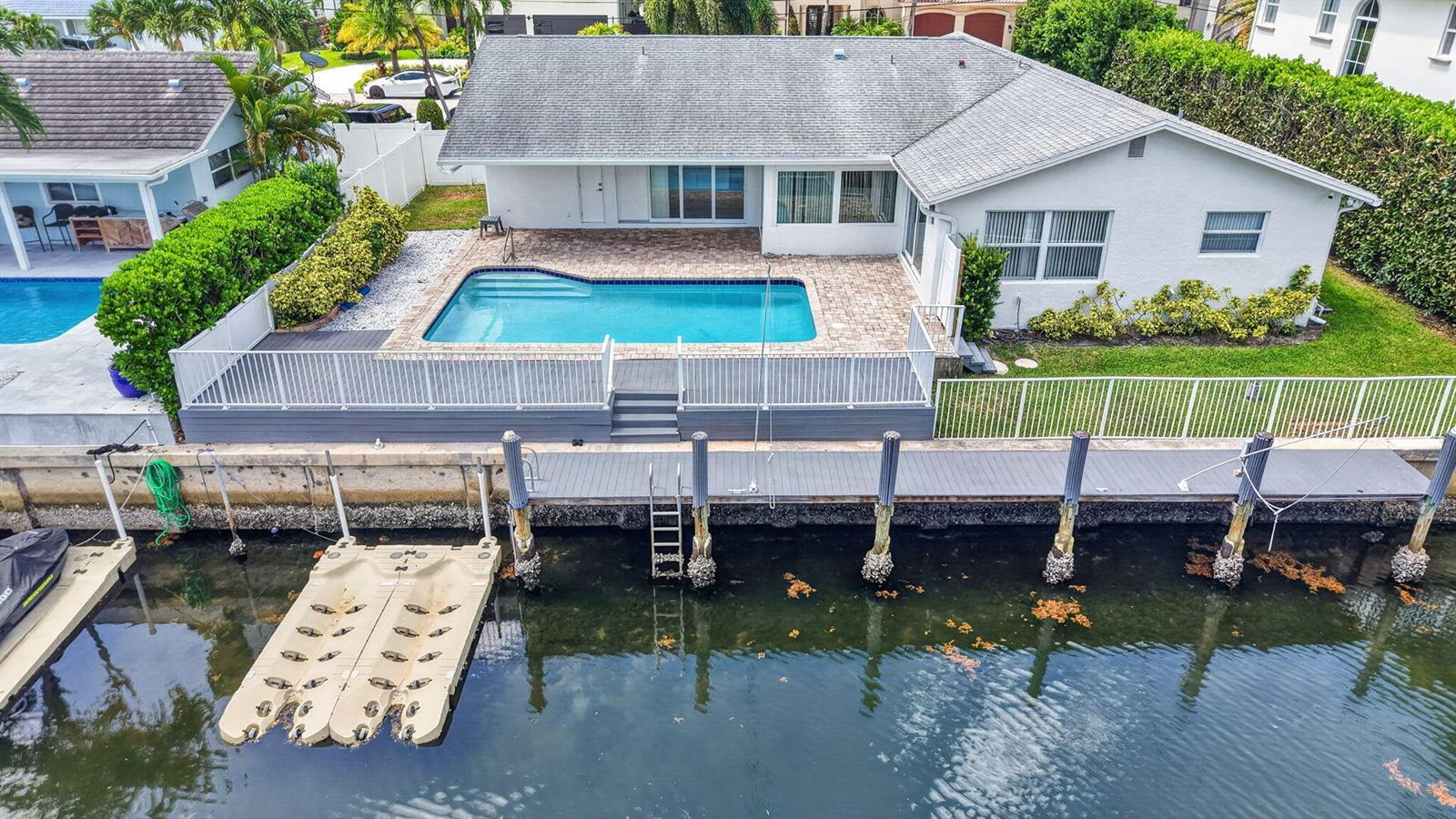 787 Havana Drive, Boca Raton FL 33487 photo 2