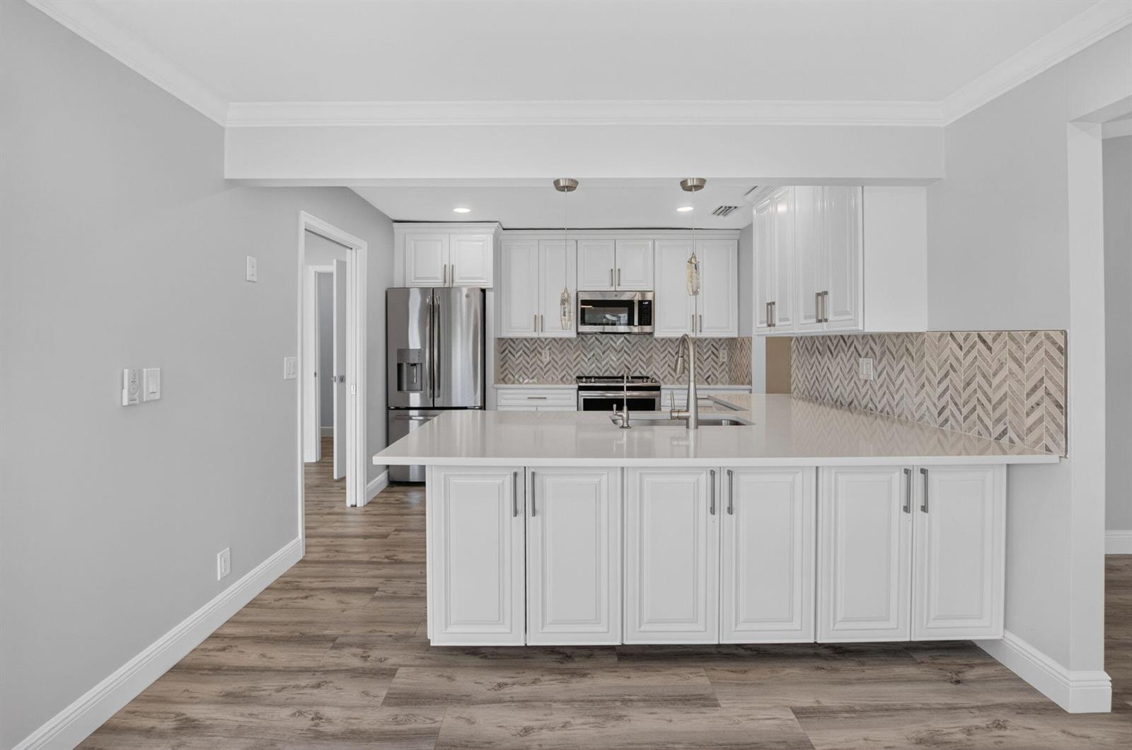 787 Havana Drive, Boca Raton FL 33487 photo 3
