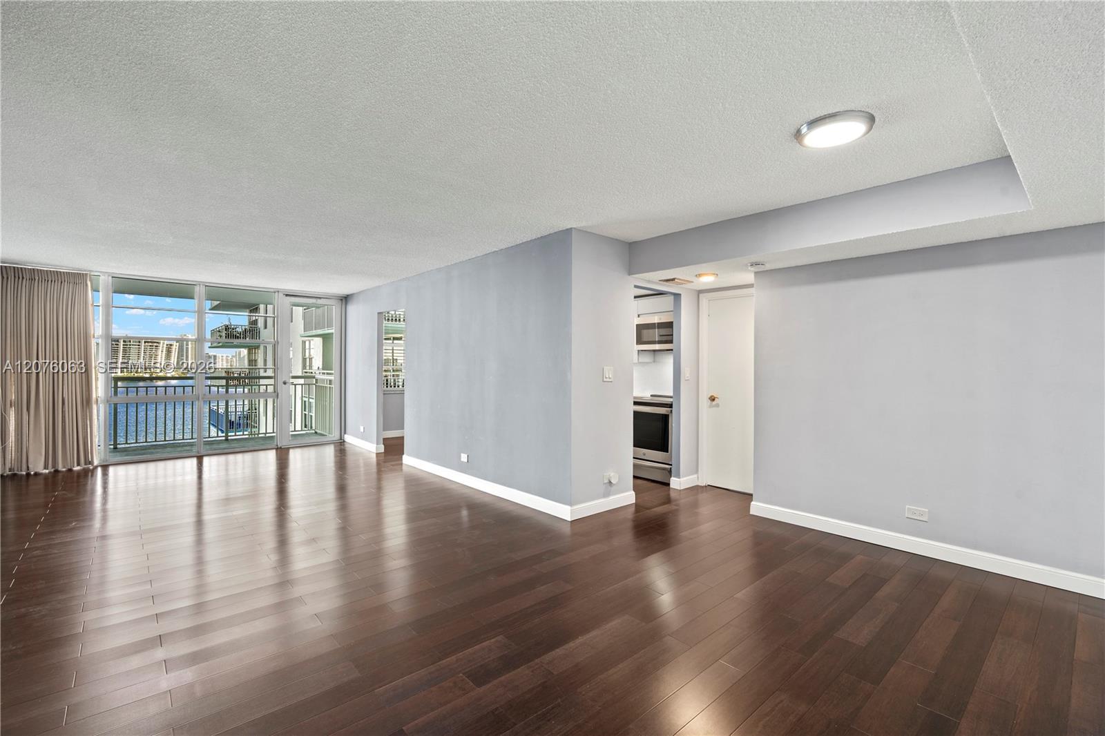 301 174th St # 901, Sunny Isles Beach FL 33160 photo 4