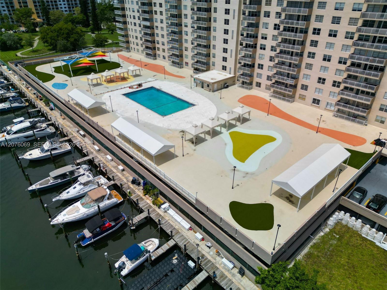 250 174th St # 2304, Sunny Isles Beach FL 33160 photo 2