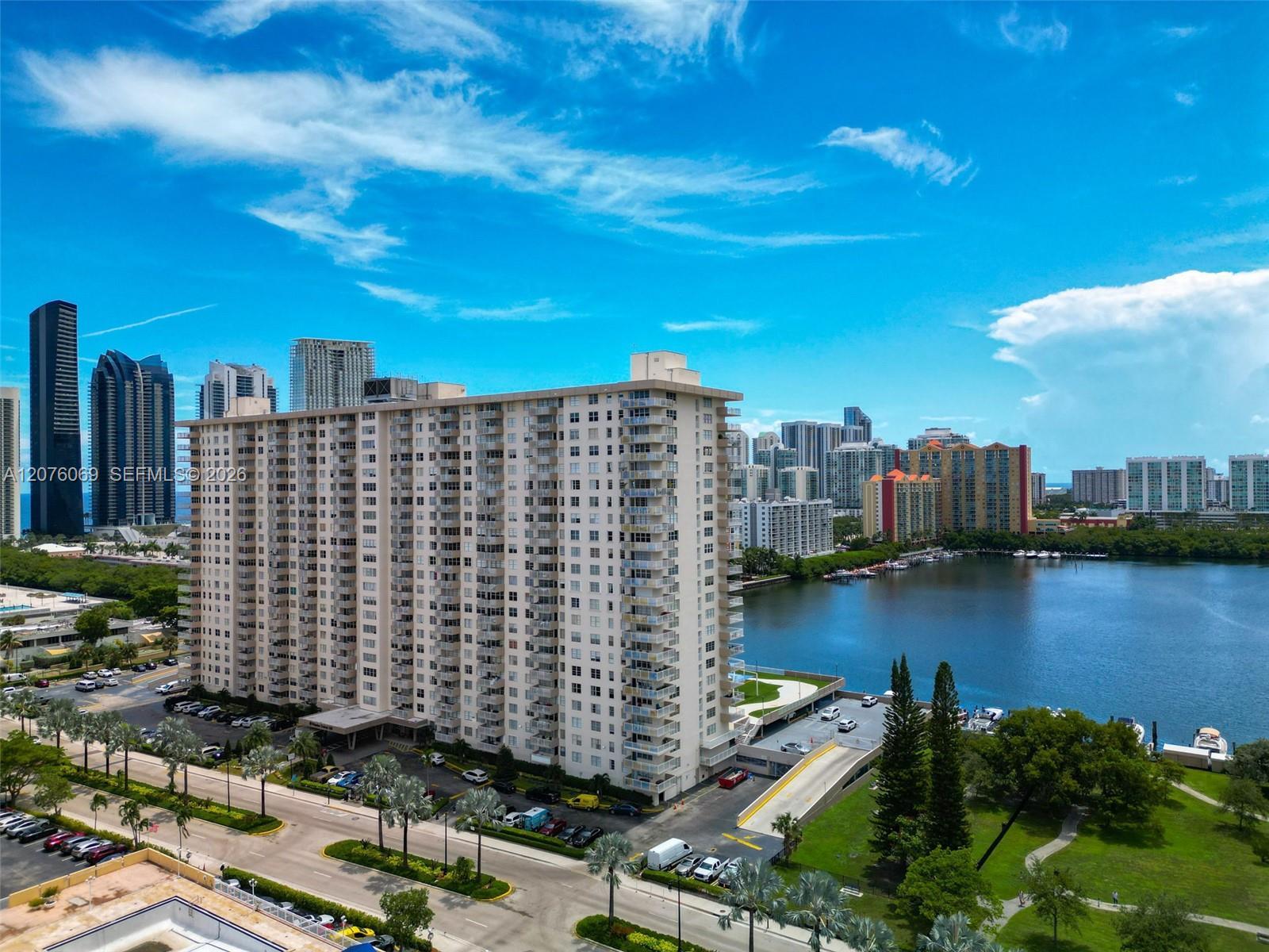 250 174th St # 2304, Sunny Isles Beach FL 33160 photo 5