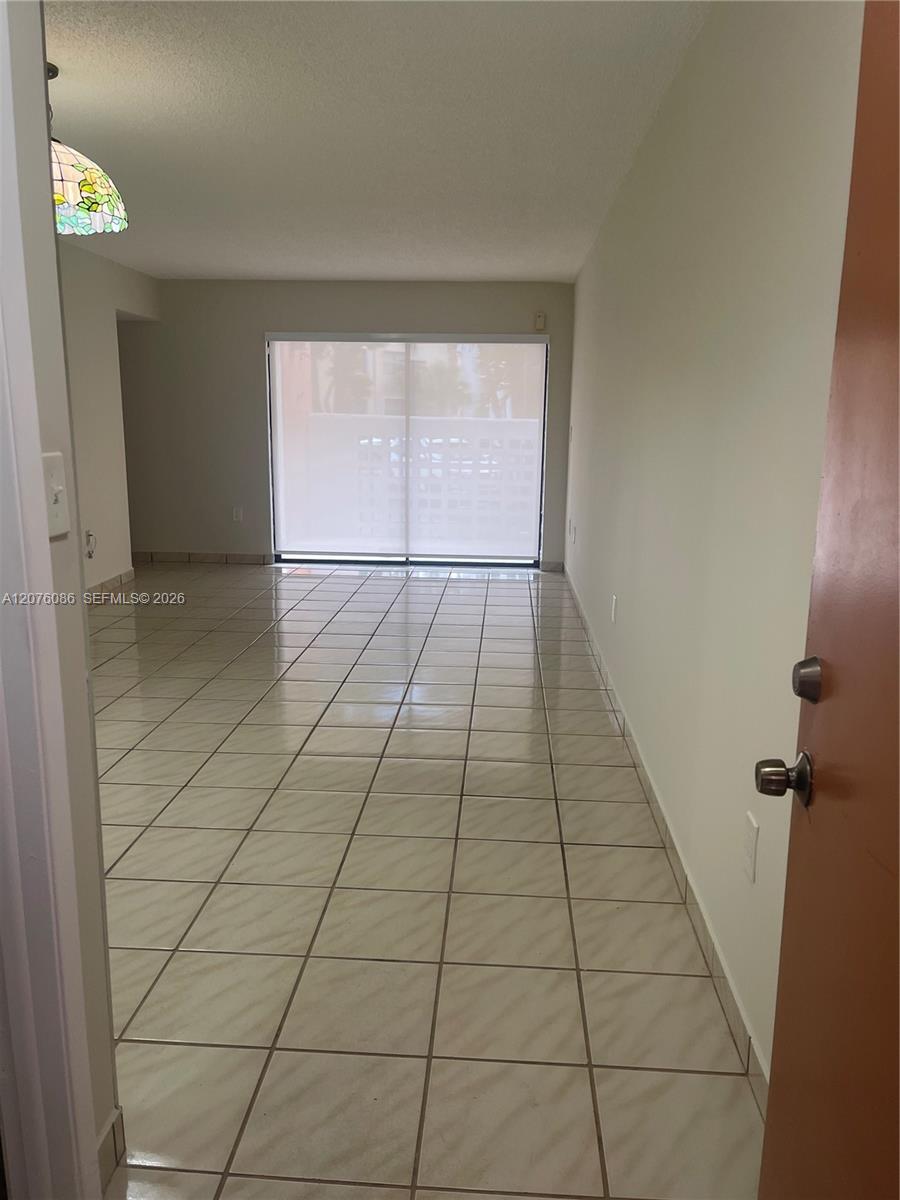 10249 NW 9th St Cir # 8, Miami FL 33172 photo 2