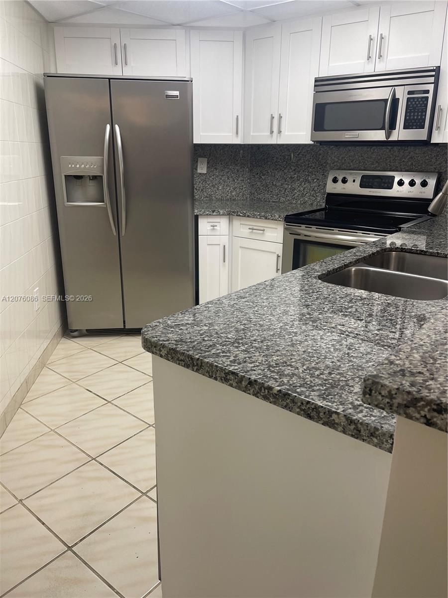 10249 NW 9th St Cir # 8, Miami FL 33172 photo 4
