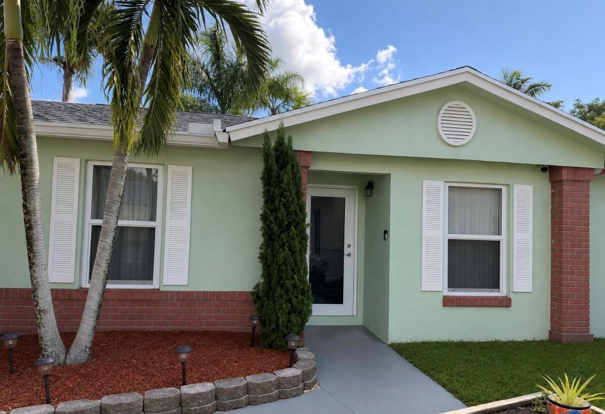 924 CUMBERLAND Terrace, Davie FL 33325 photo 2