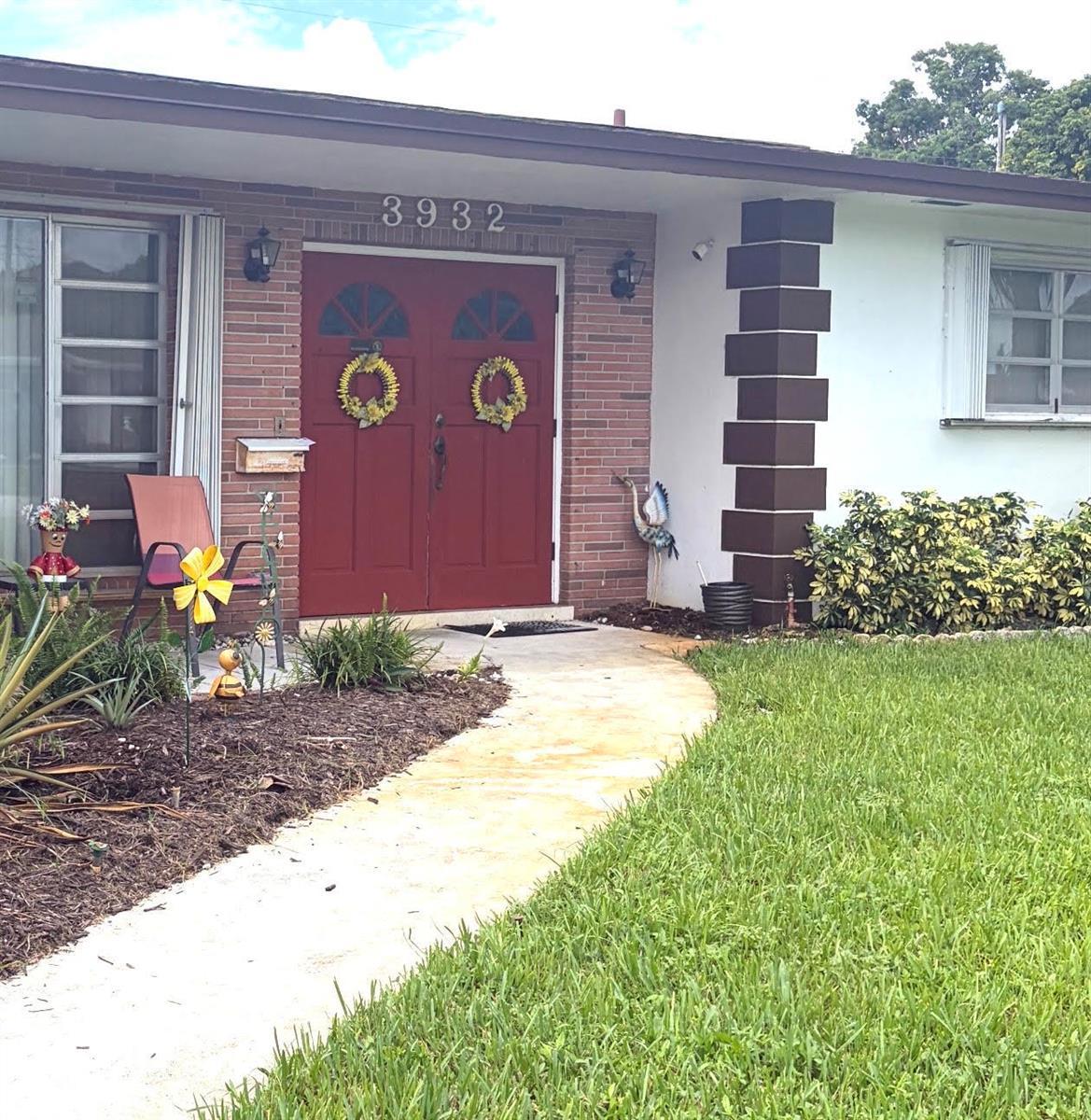 3932 ADAMS Street, Hollywood FL 33021