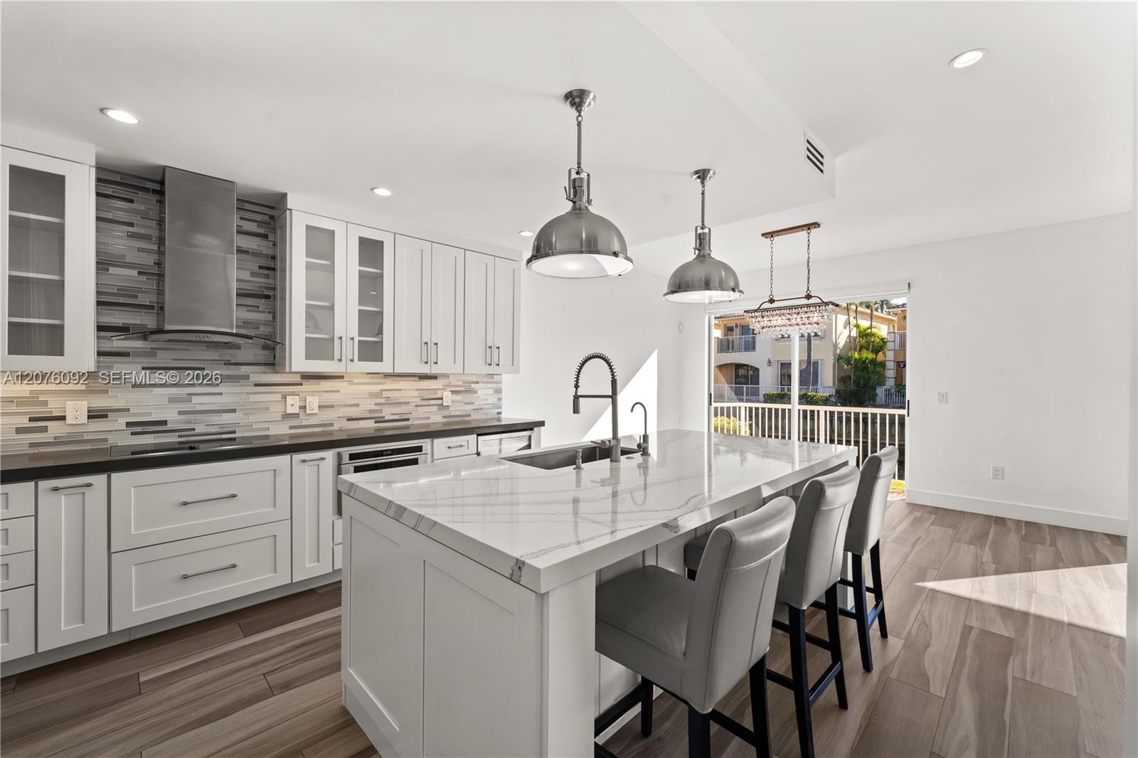 3110 NE 210th Ter, Aventura FL 33180 photo 5