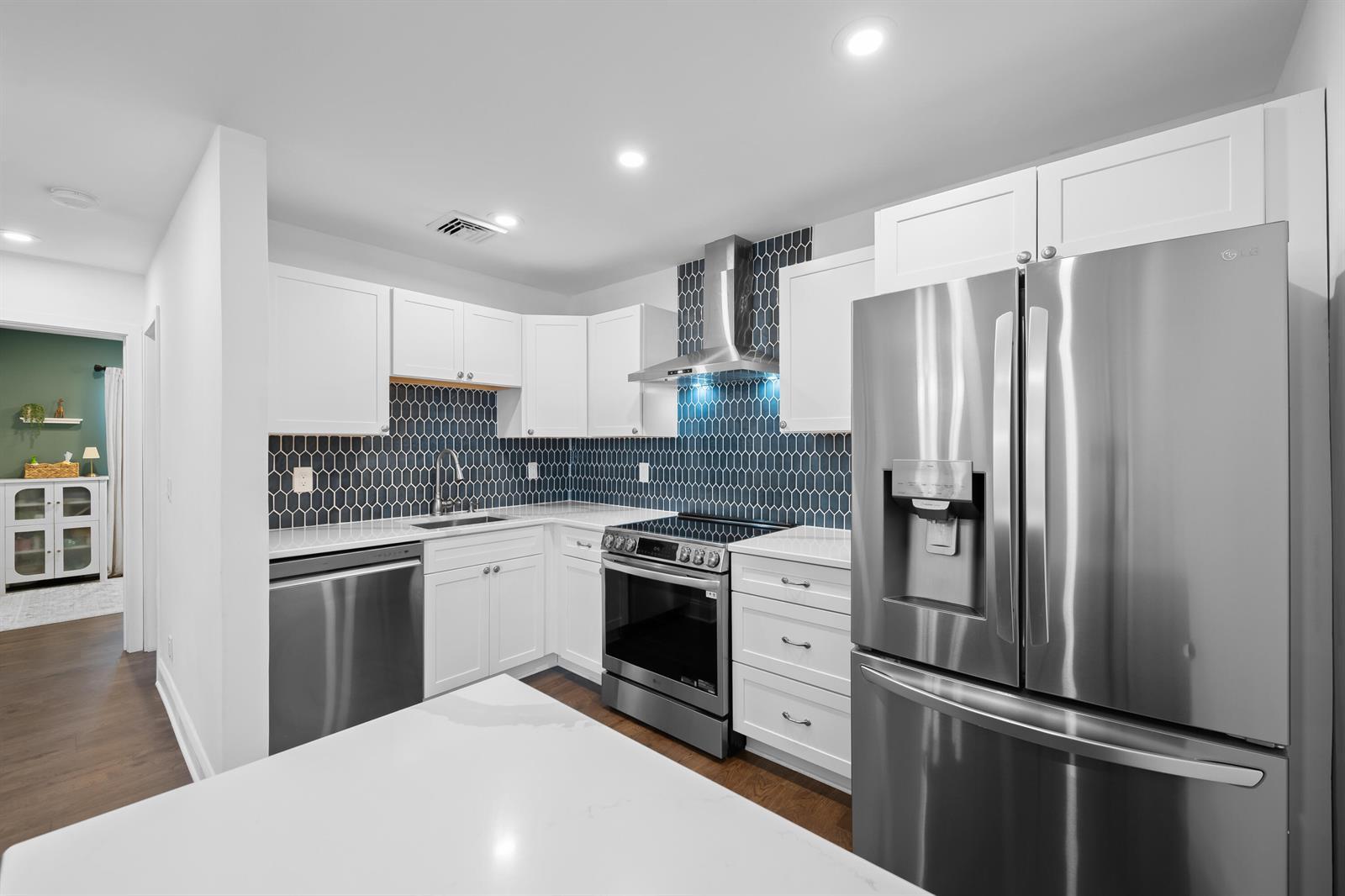 238 SW 10TH Avenue, Delray Beach FL 33444 photo 4