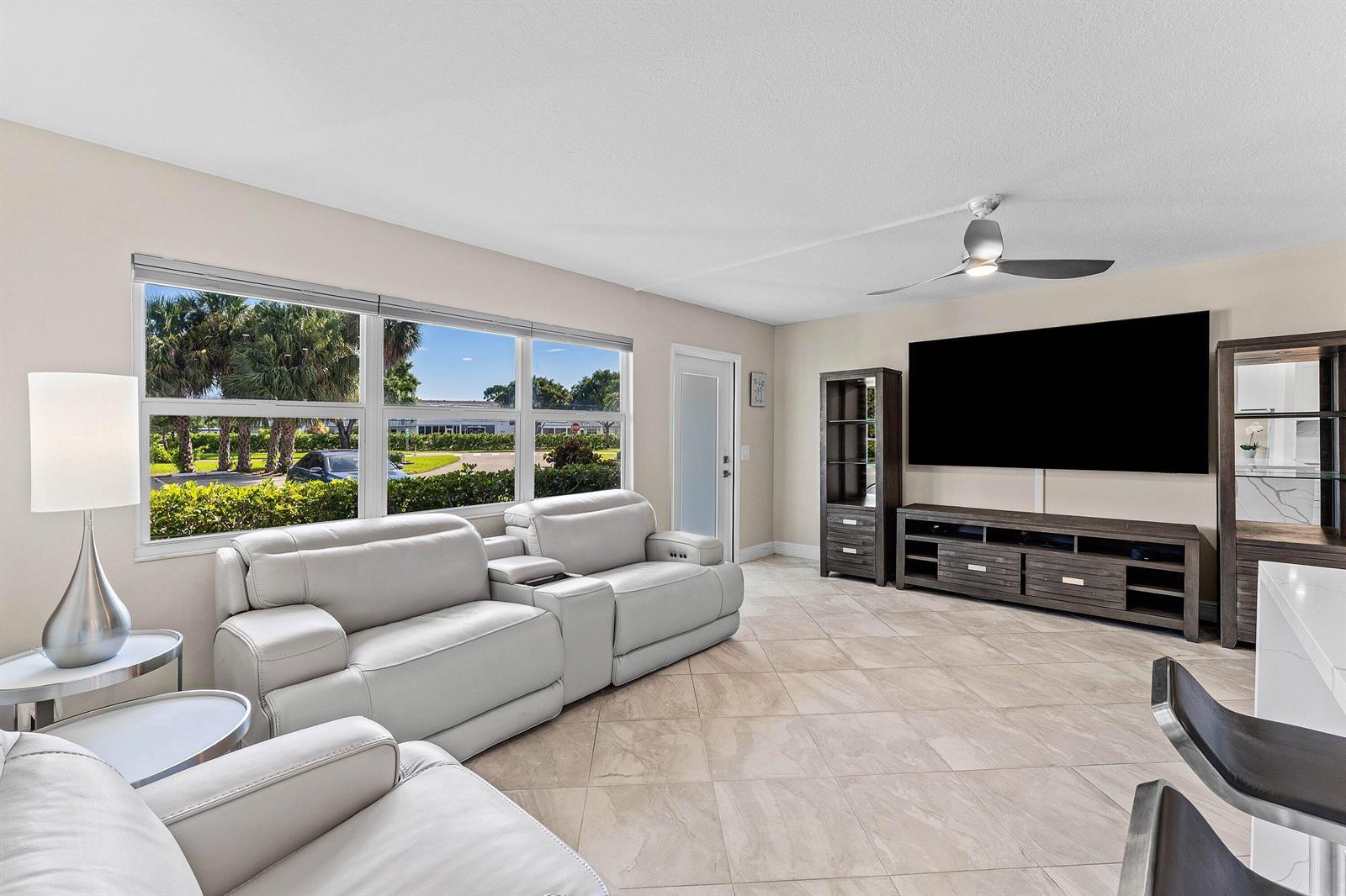 1015 Berkshire A, Deerfield Beach FL 33442 photo 4