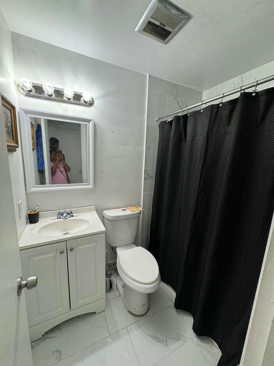 1624 BOARDMAN Avenue, West Palm Beach FL 33407 photo 2