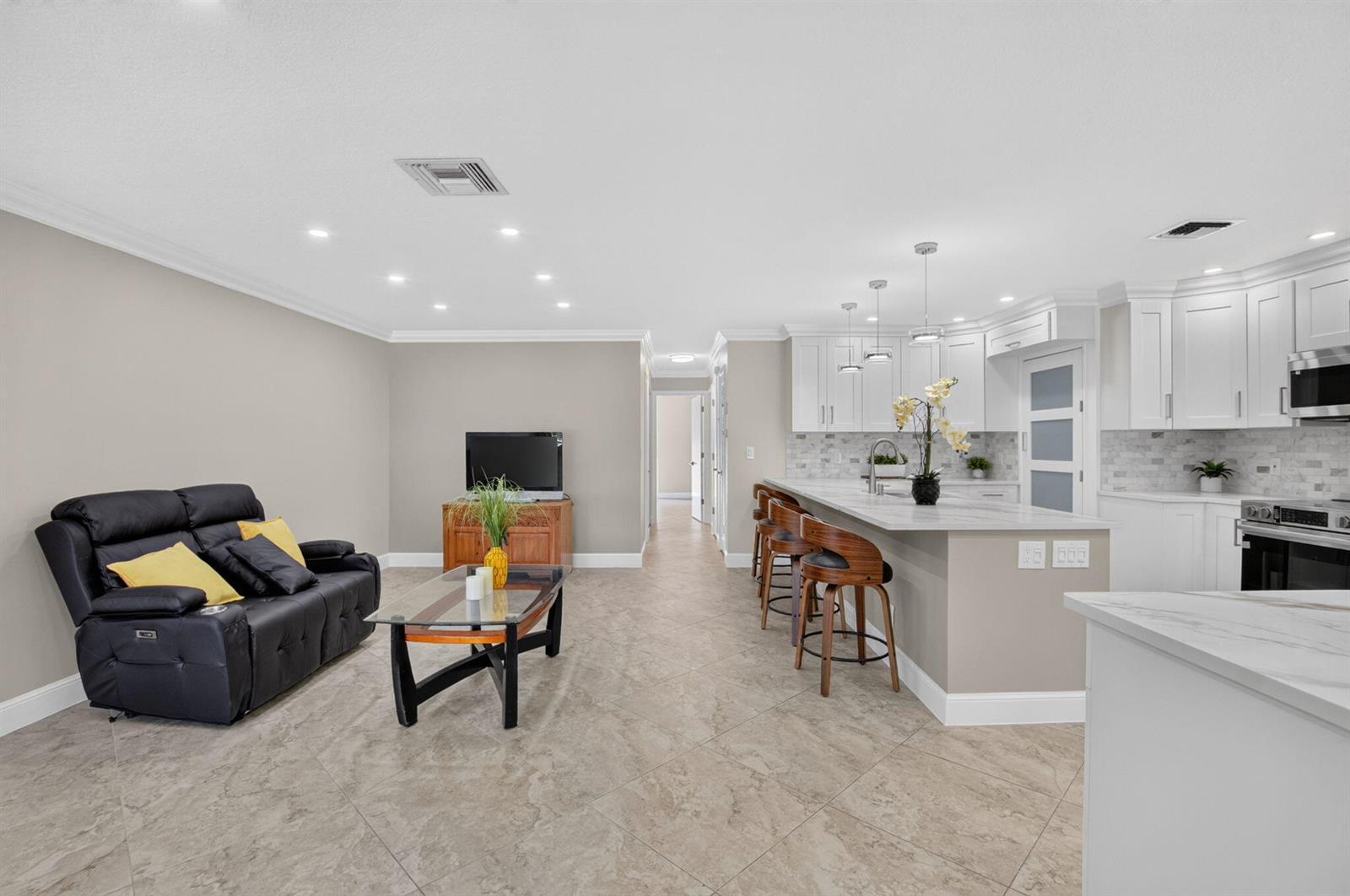5790 WANDA Lane, Delray Beach FL 33484 photo 4