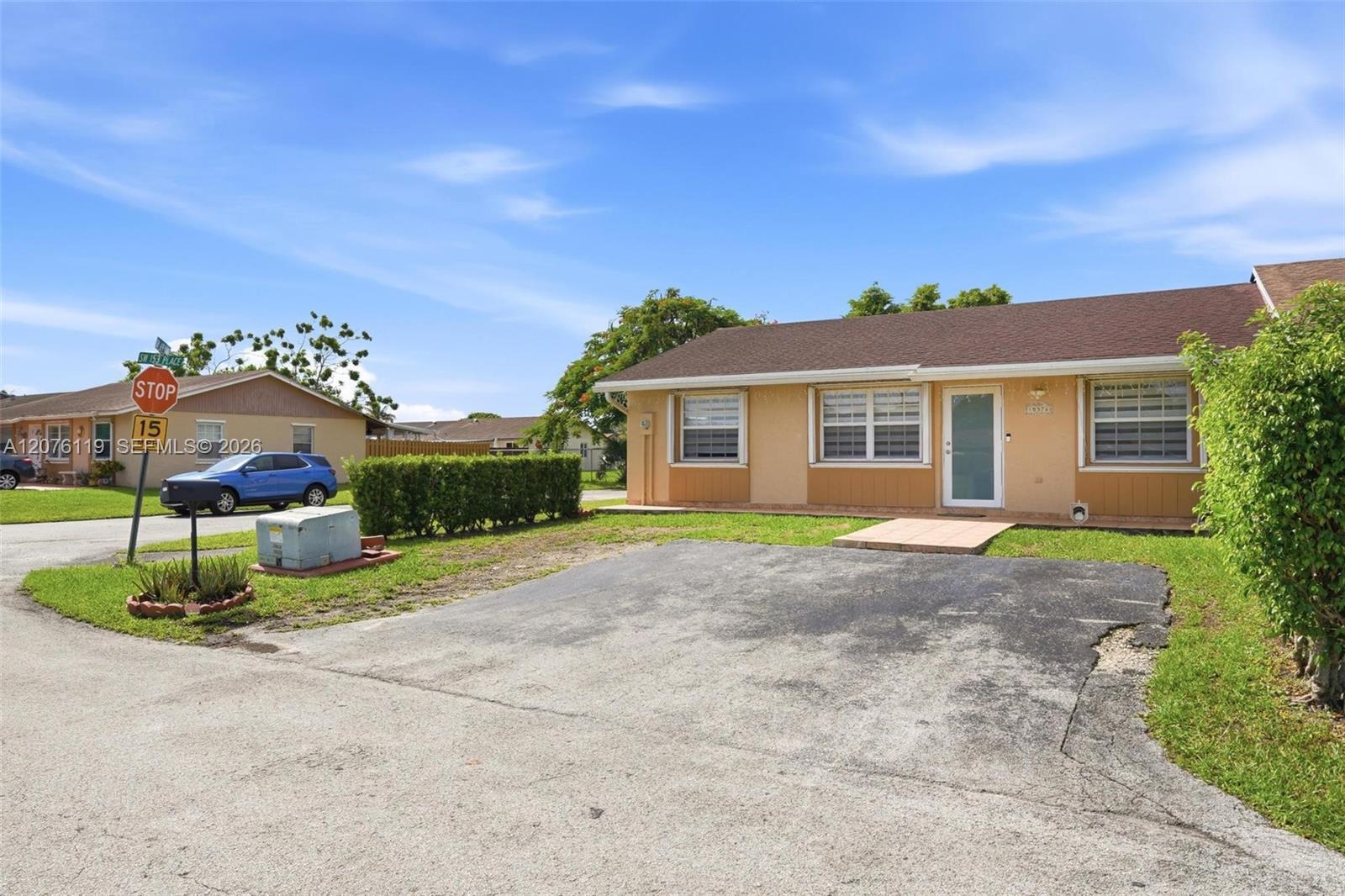 15378 SW 69th Ln, Miami FL 33193 photo 3