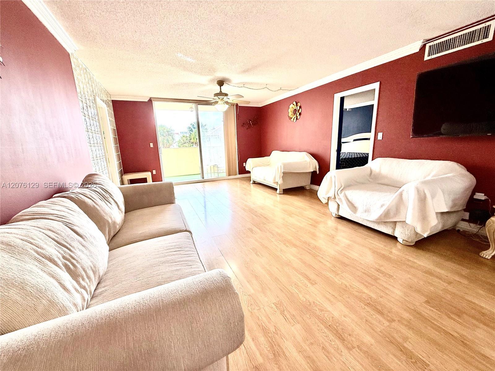 1833 S Ocean Dr # 210, Hallandale Beach FL 33009 photo 2