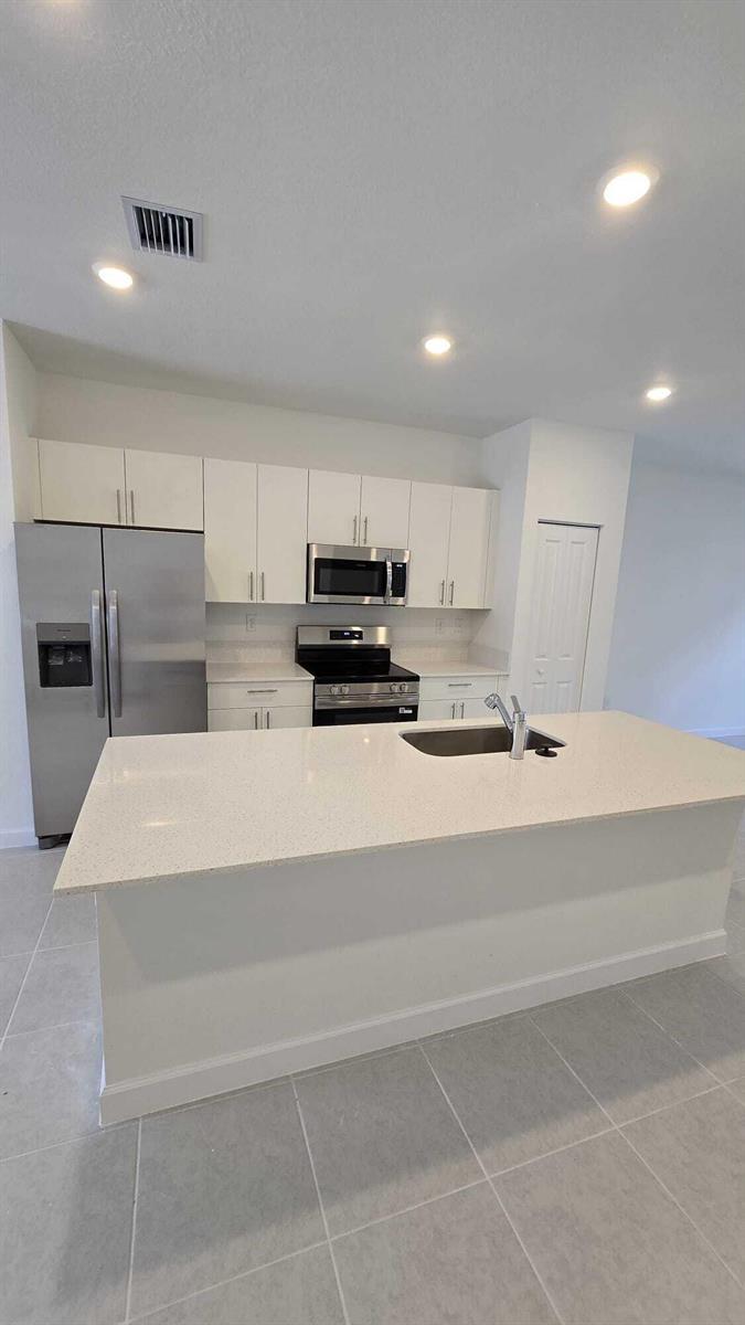 1124 SE 3rd Street, Florida City FL 33034 photo 3