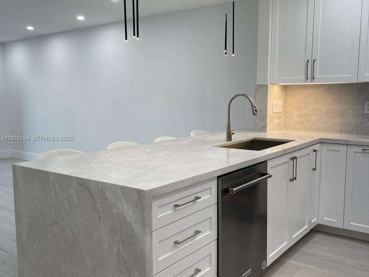 7840 Camino Real # 405, Miami FL 33143 photo 3