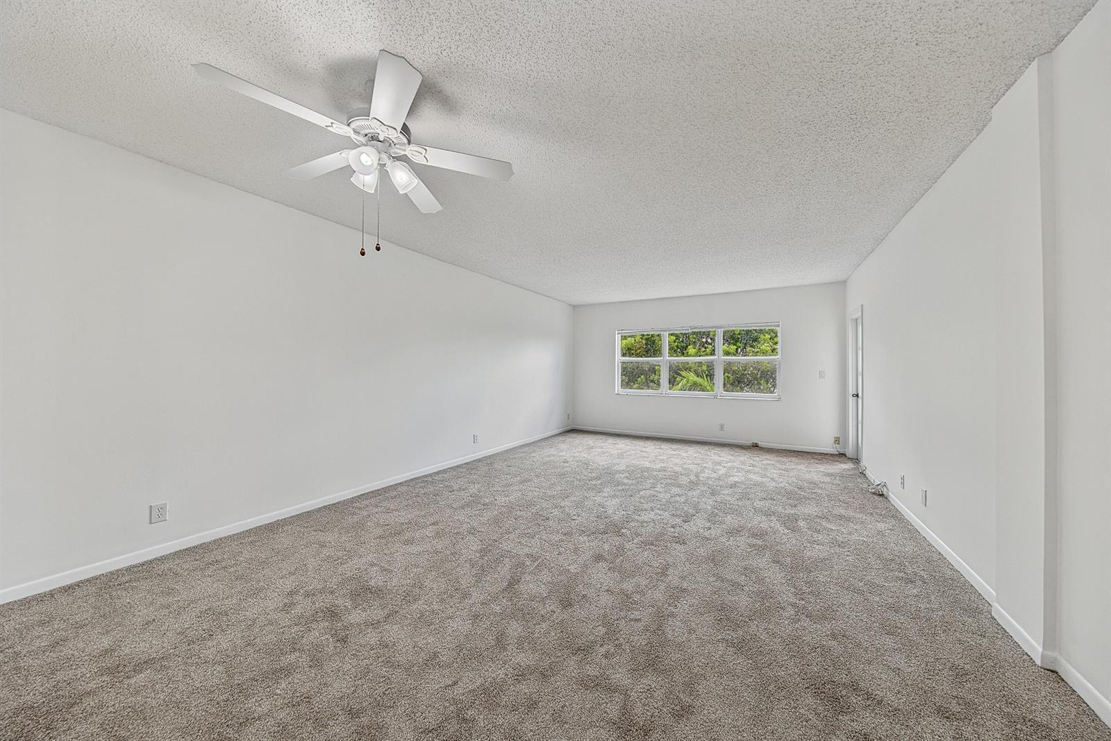 6731 Cypress Road Unit 402, Plantation FL 33317 photo 2