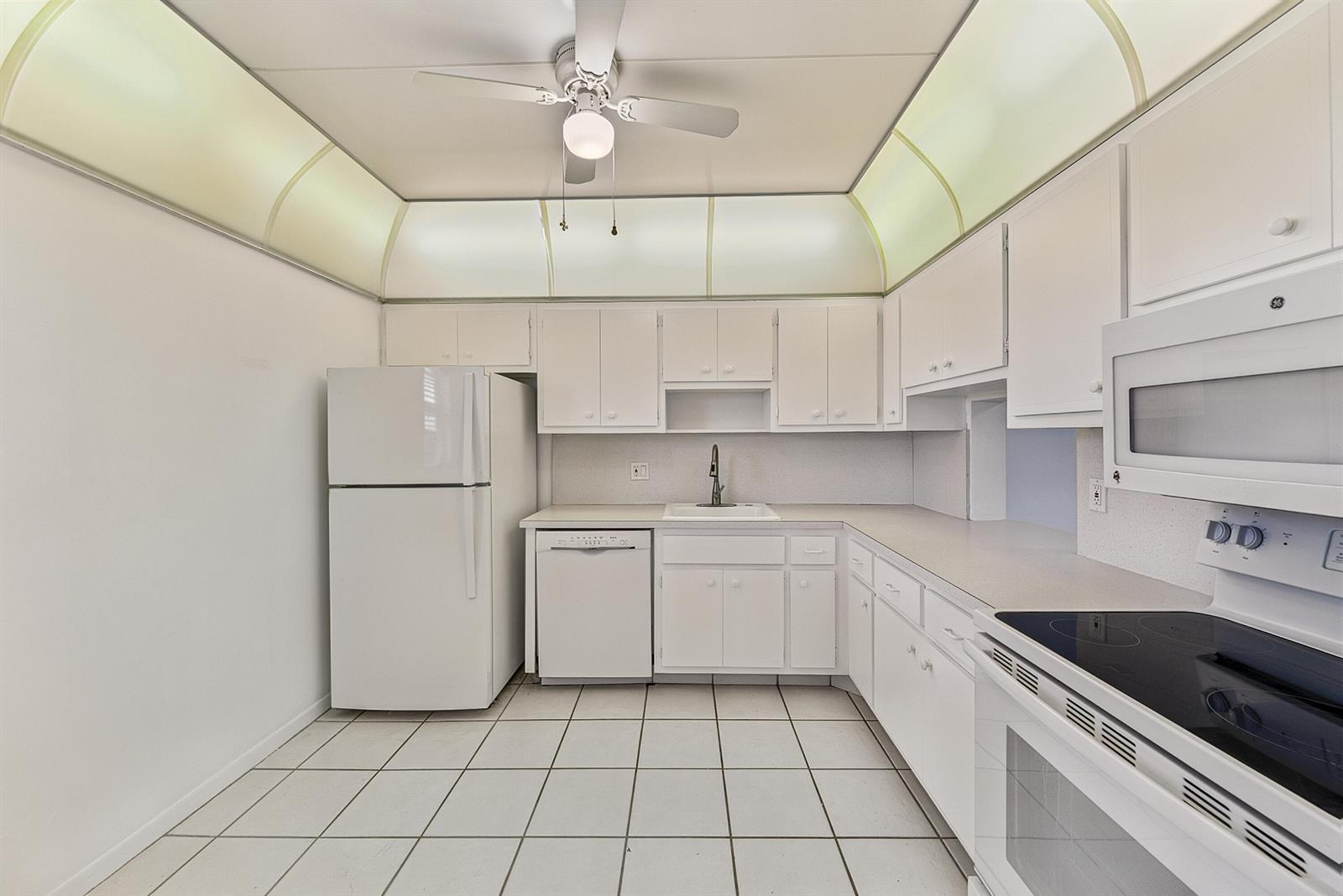 6731 Cypress Road Unit 402, Plantation FL 33317 photo 5