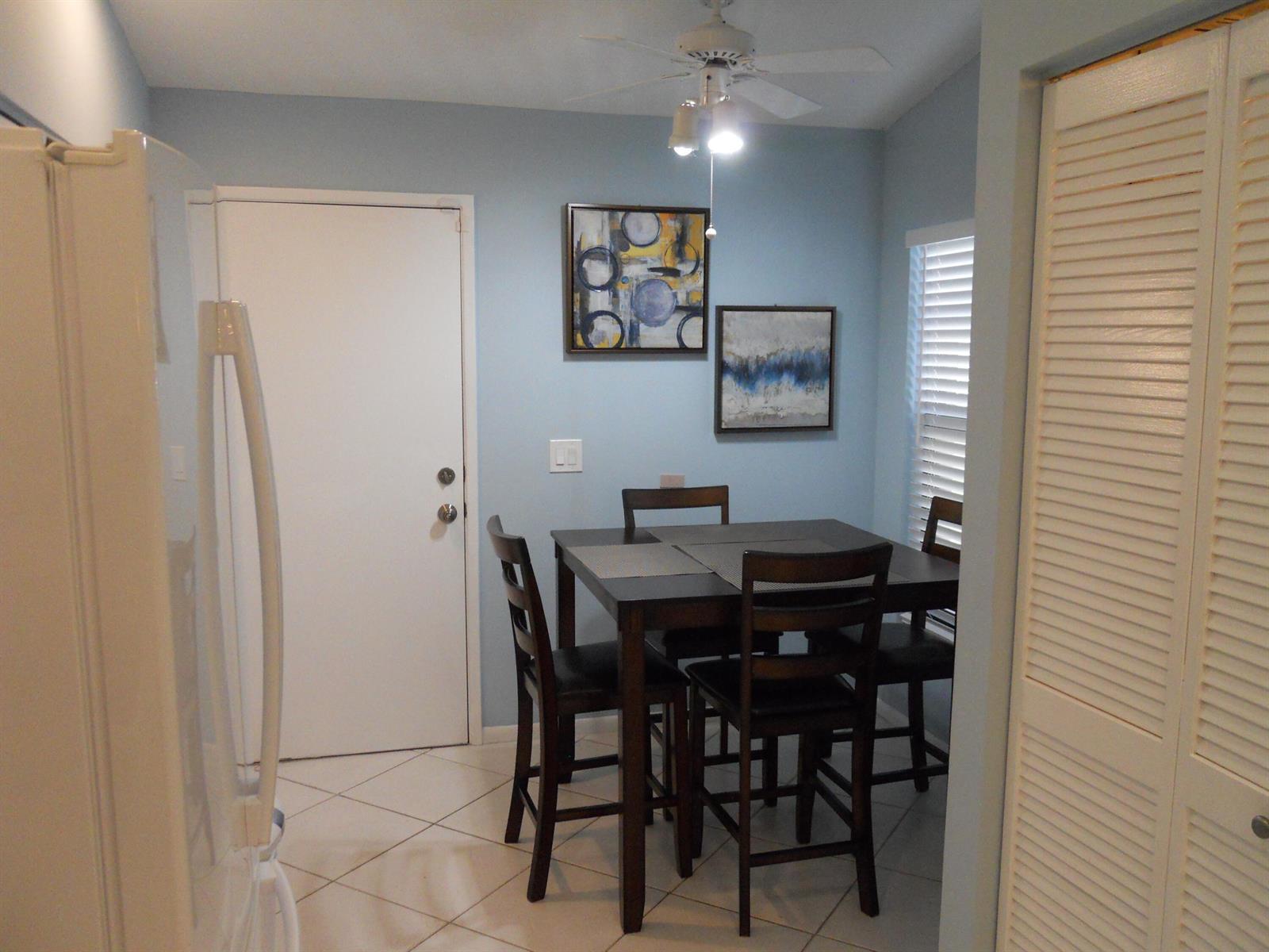 8199 Springlake Drive, Boca Raton FL 33496 photo 5